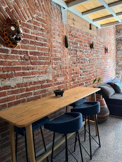 108, LOFT CONFORTABLE, BALCON 1 CALLE BELLAS ARTES - Hizvo