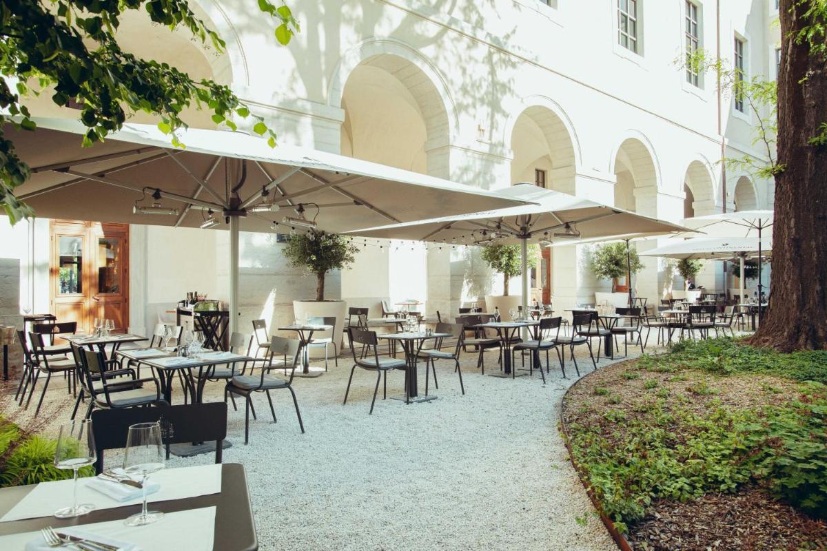 Restaurant ou autre lieu de restauration dans l'établissement InterContinental Lyon - Hotel Dieu by IHG