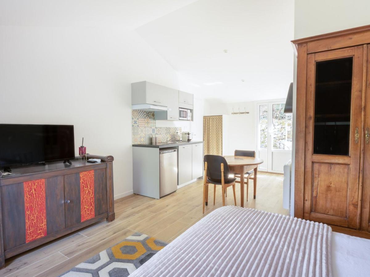 Studio cosy rénové avec terrasse privative, pour 2 personnes, proche de la Sèvre - FR-1-426-483 - Housity