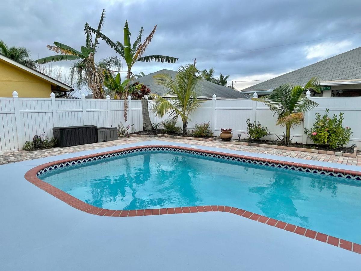 Perfect Family Vacation House with Private Pool - Housity
