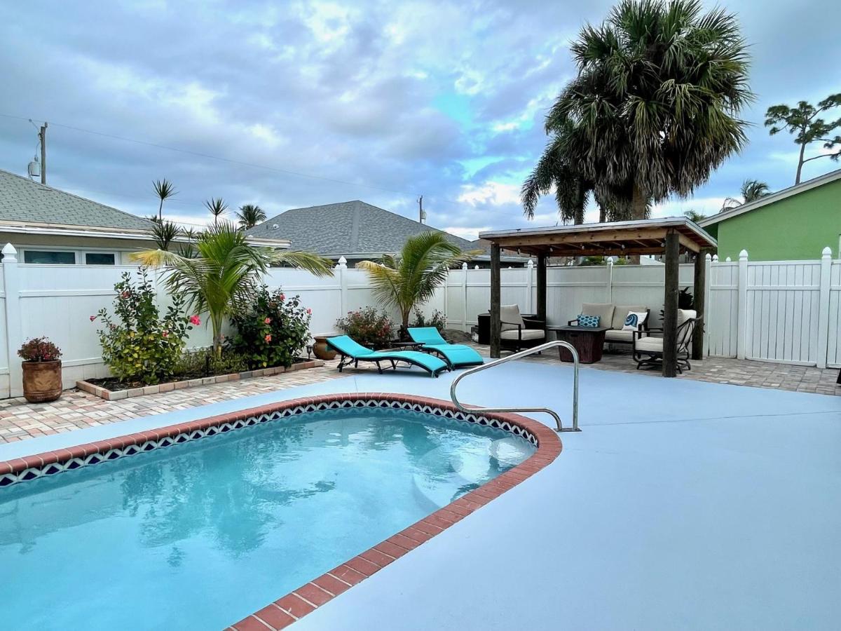 Perfect Family Vacation House with Private Pool - Housity