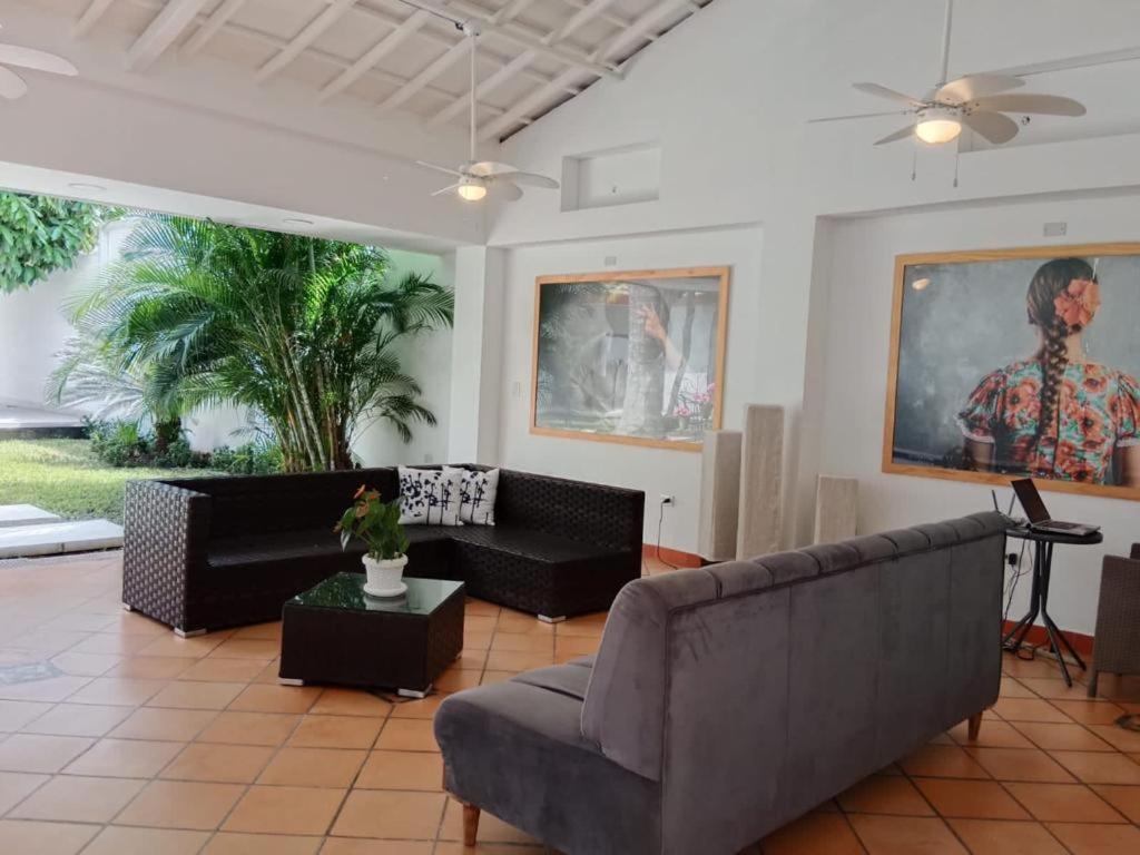 L`aurora Hotel Boutique - Housity