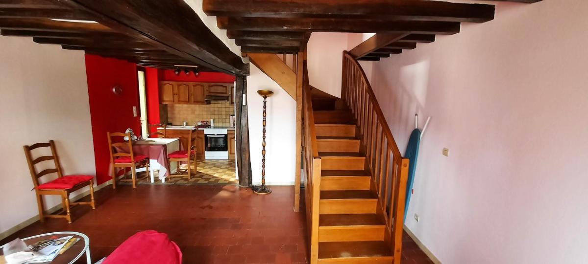 Maison accueillante a Saint Amand en Puisaye avec jardin - Housity