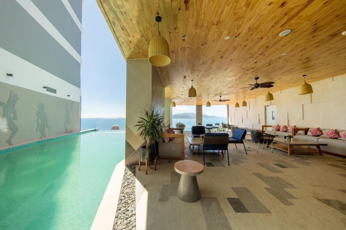 Suitetrails - Panorama Residences Beachfront Nha Trang