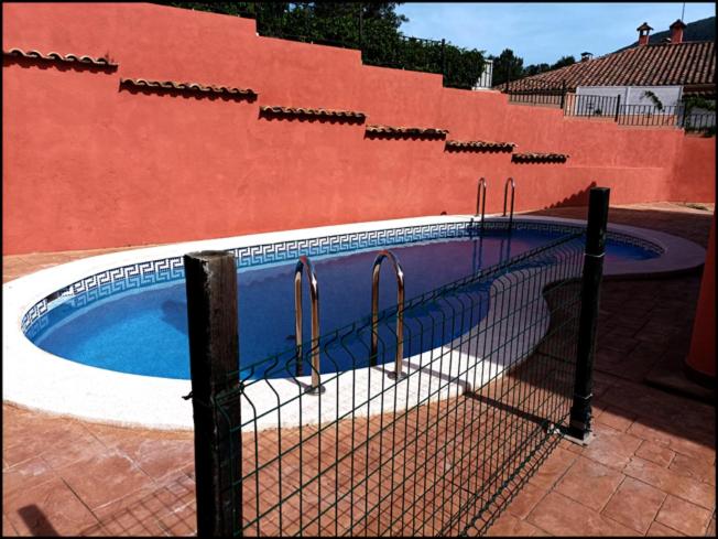Agradable chalet con piscina en Sierra d'Espadan - Housity