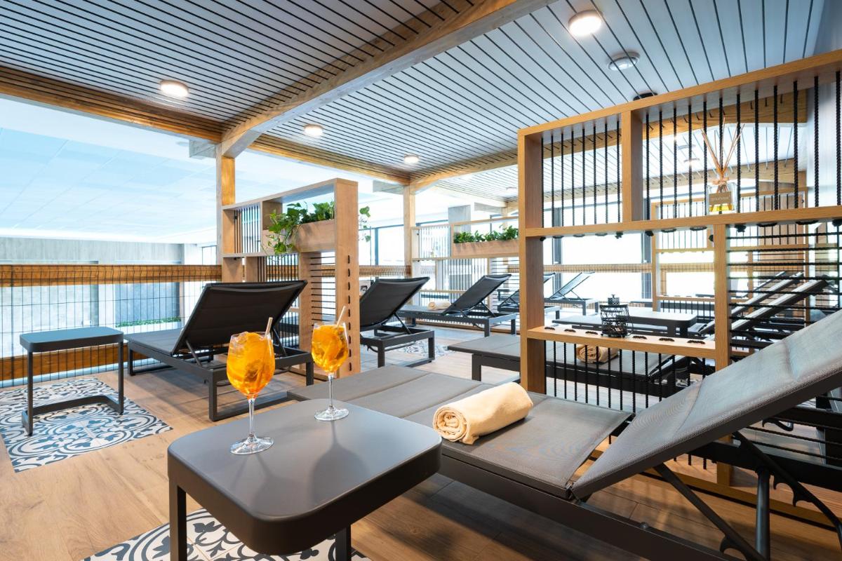 Hotel Sitno Forest Resort - Housity