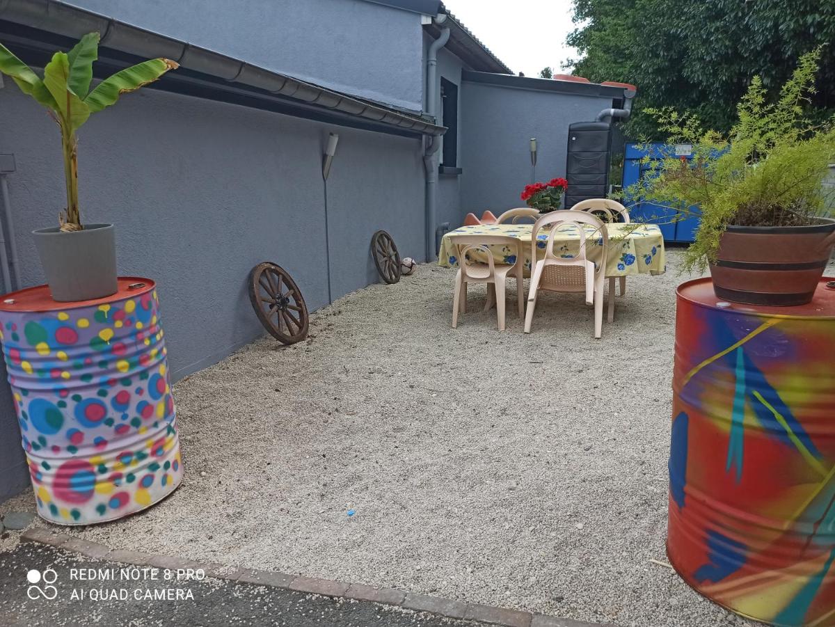 Maisonnette indépendante 4 personnes jardin terrasse - Housity