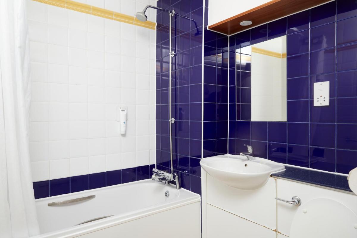 Wheatsheaf by Chef & Brewer Collection - Housity