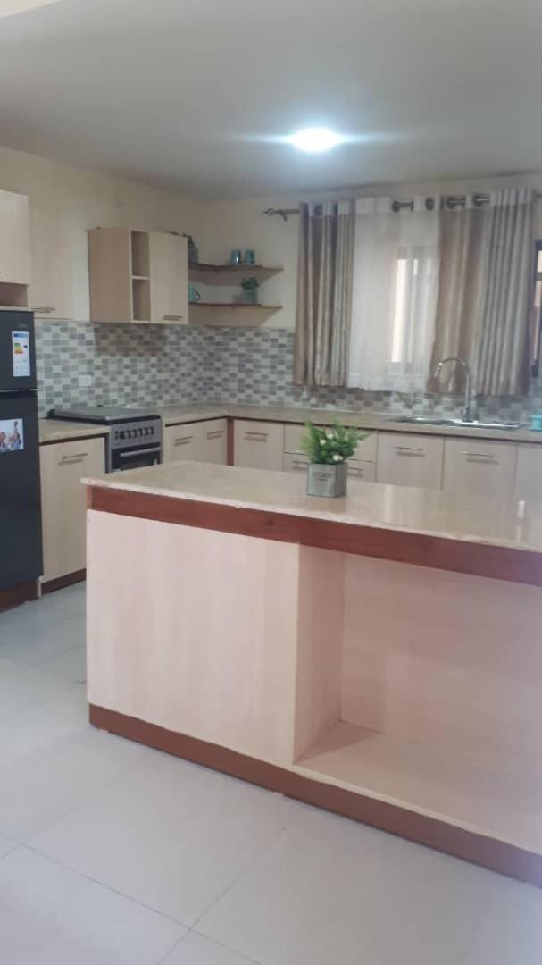 Cozy 3 bedroom apartment in Vision City - Kigali - Housity