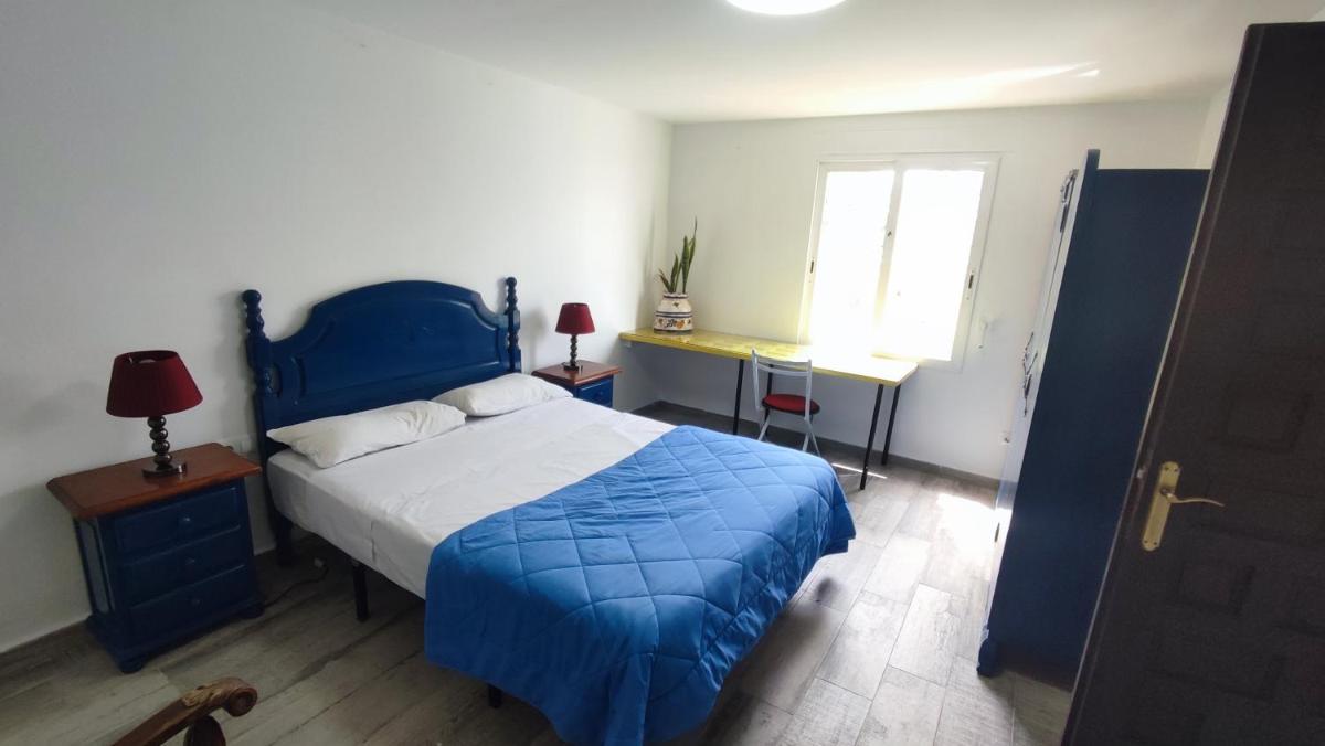 Lovely 4-Bed House in Altea with swimming pool - Housity