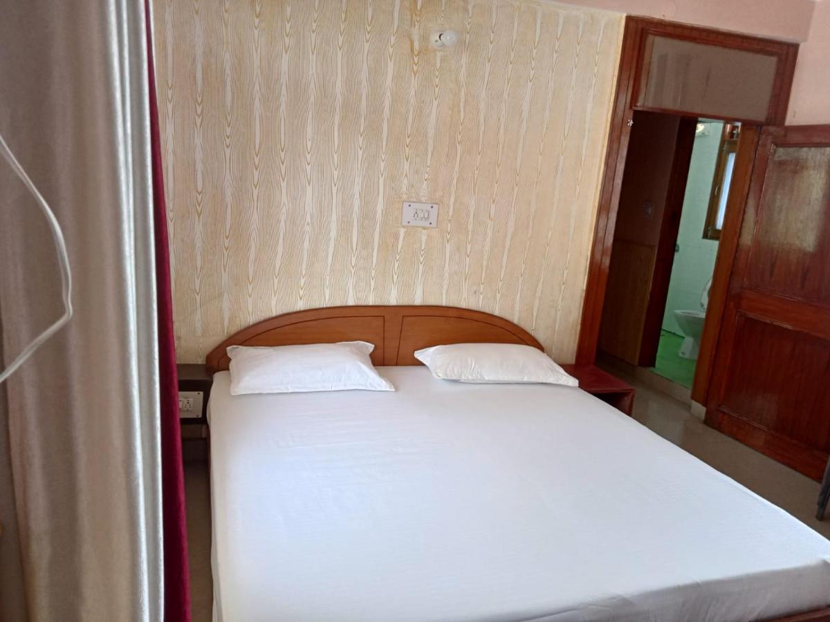 Sharma Apartment - Housity