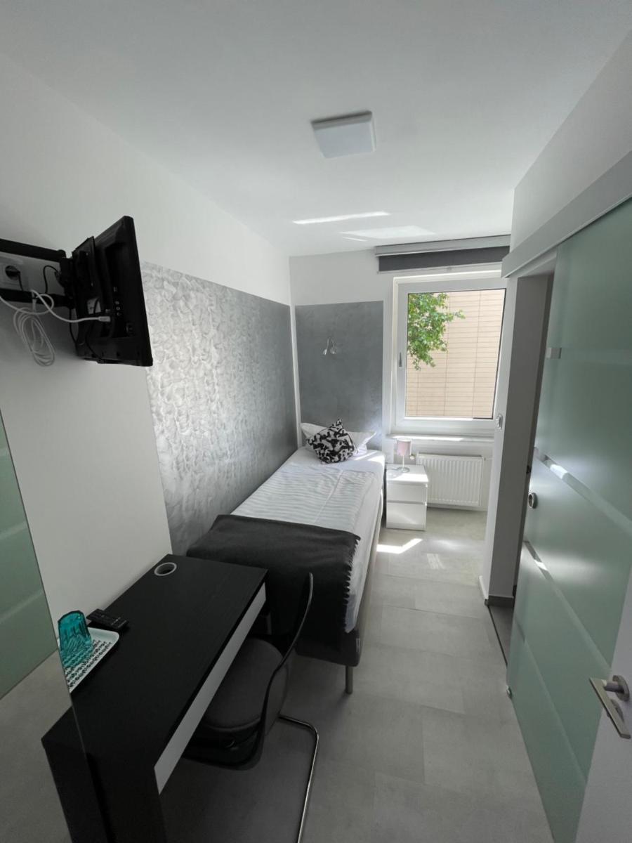 Liberty Hotel Cologne - Housity