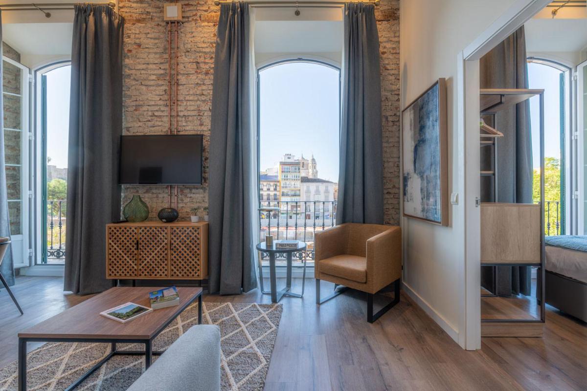 Home Art Apartments Málaga - Housity