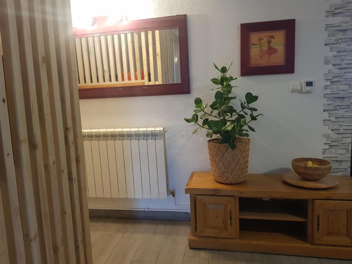 APPARTEMENT AVEC BALCON ENTRE PARIS ET DISNEY - Hizvo