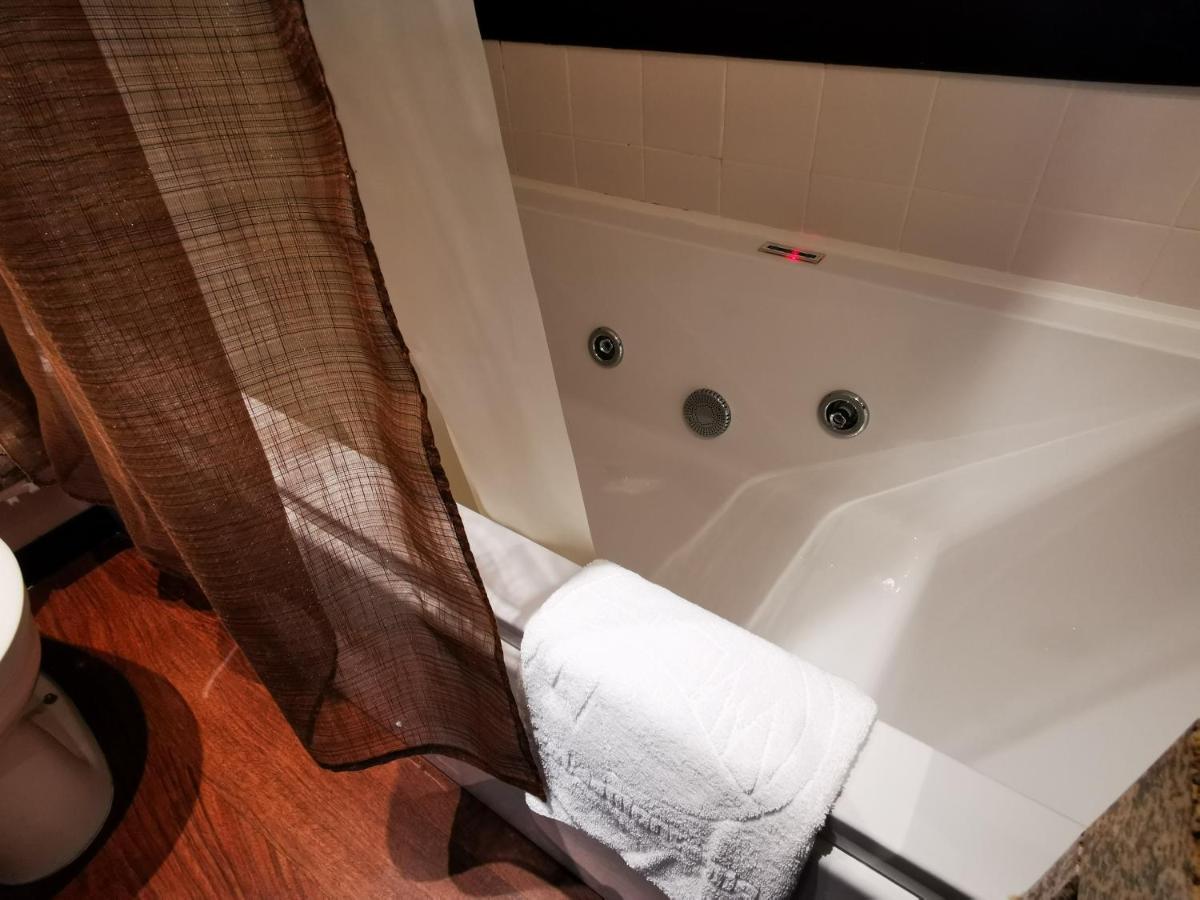 Uma casa de banho em Hotel Da Montanha