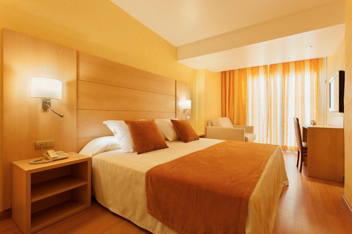 Cama o camas de una habitación en Hotel Pimar & Spa