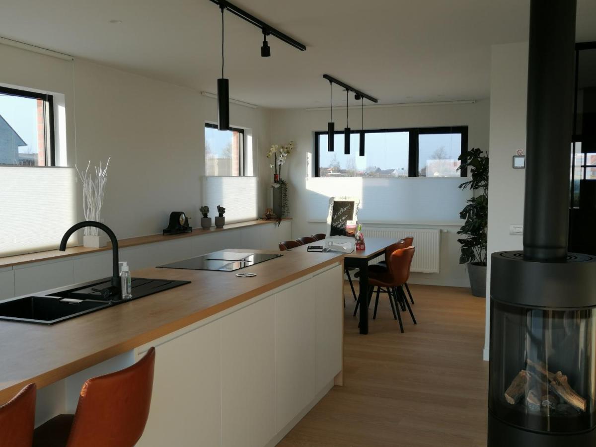 Akkerland - incl infra-red sauna - excl option hot swimspa from Spring-Halloween -1 bedroom 1-3 pers - 2 bedrooms 4-6 pers - Housity