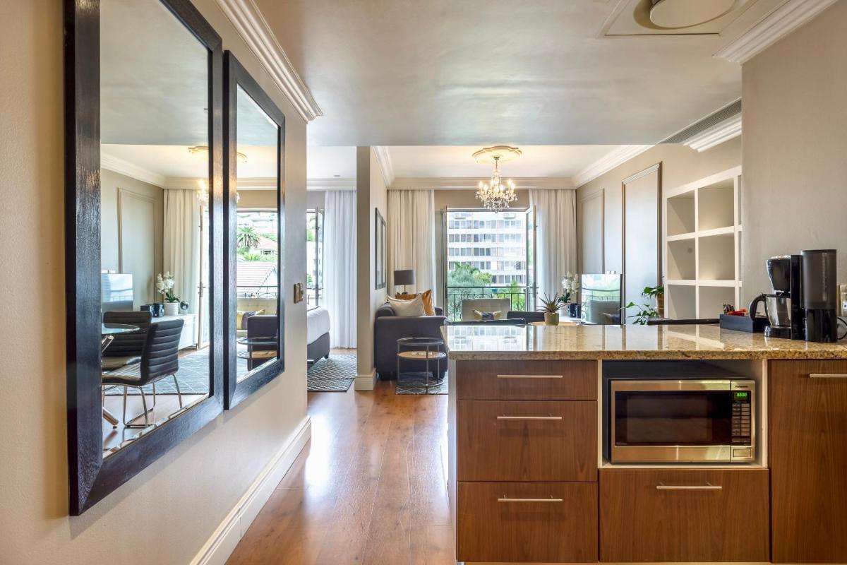 Cape Royale Luxury Apartments by Stay In Luxury - Housity