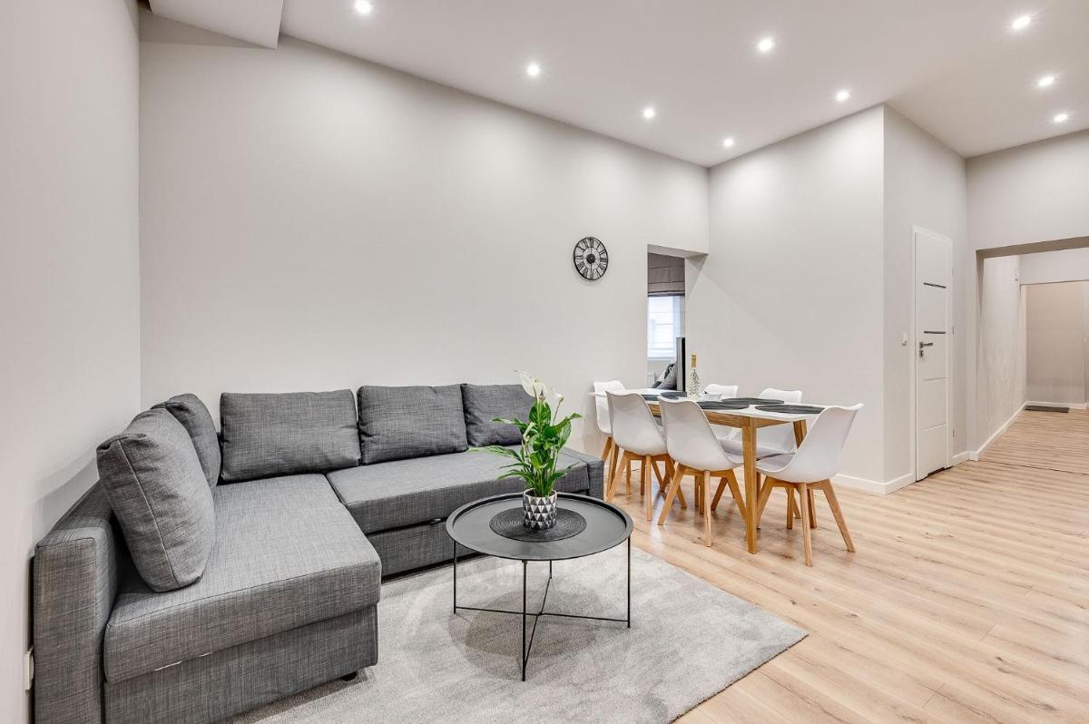 Central Platinum Apartments 29 - Housity