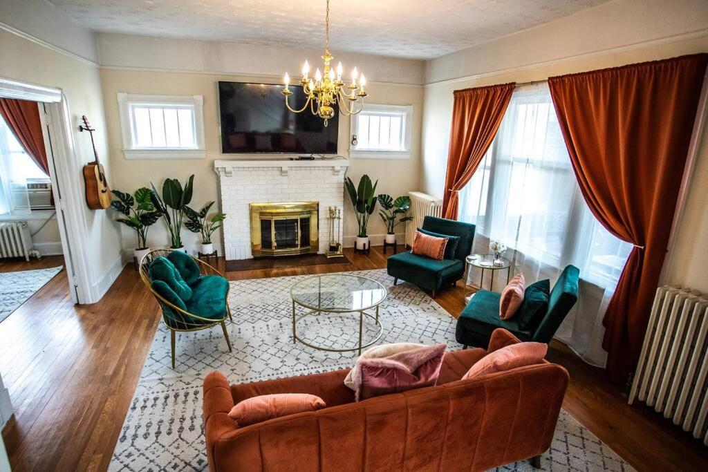 Charming 1932 Craftsman - The Bohannon House - Housity