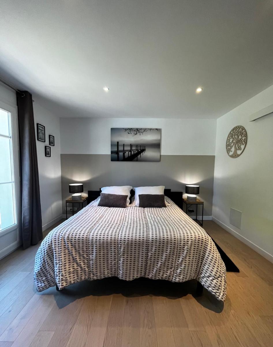 Chambre avec salle de bain privée de la Canopée de Mios - Housity