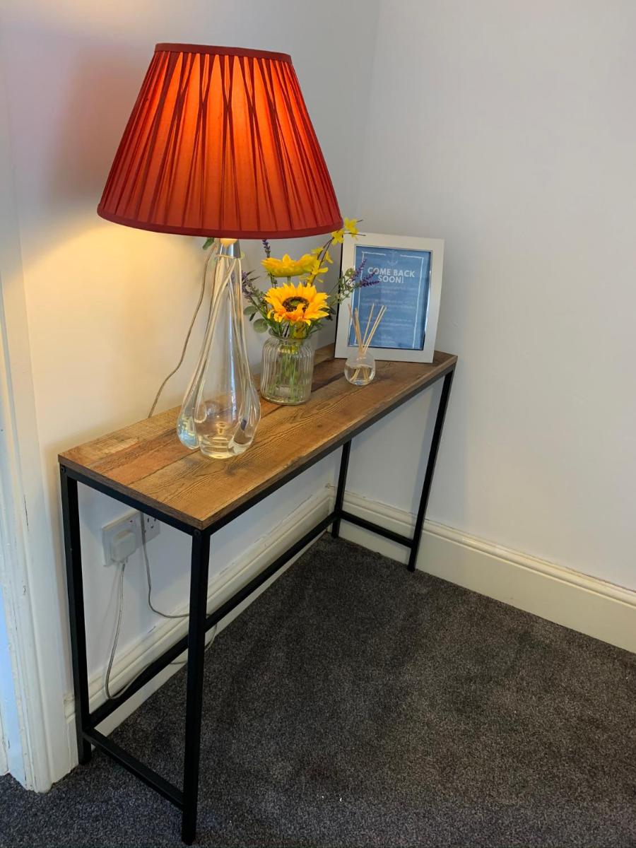 Bright and cosy seaside house with free WiFi - Housity