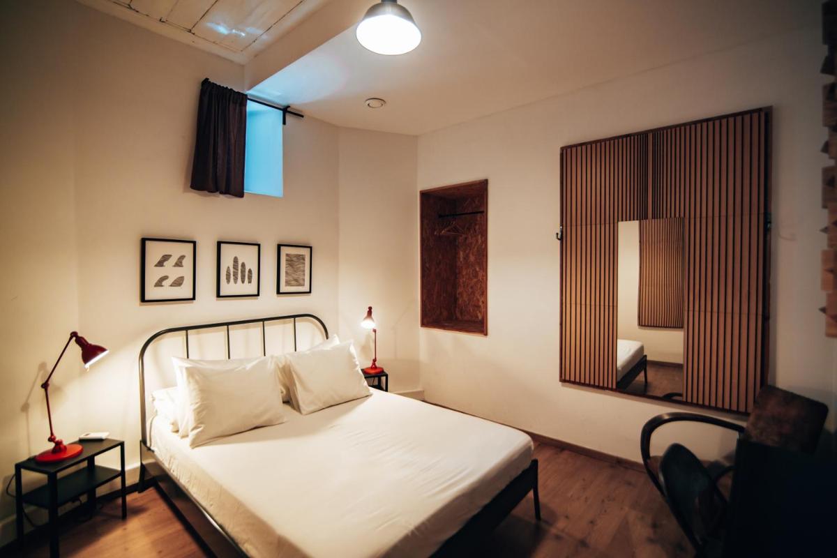 LX Hostel - Housity