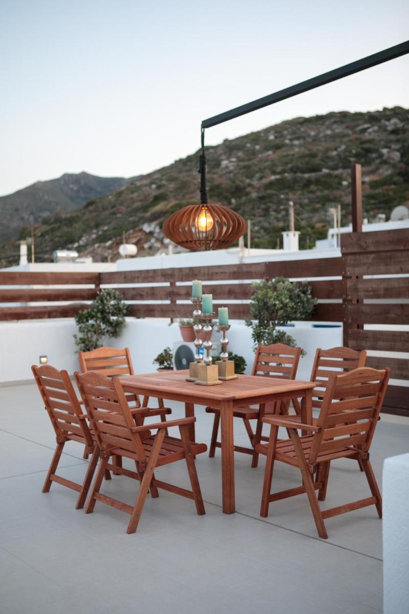 white house apollon naxos - Housity