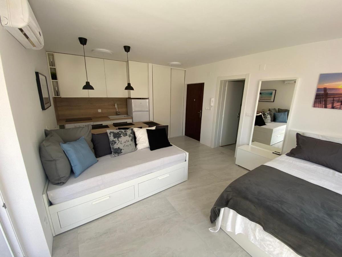 Diva Sunset Apartment - Housity