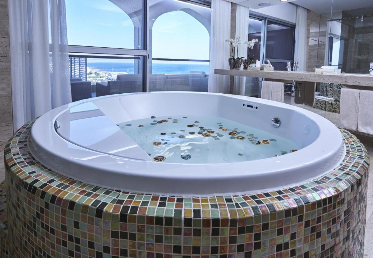 Imagem da galeria de Crowne Plaza Vilamoura - Algarve by IHG em Vilamoura