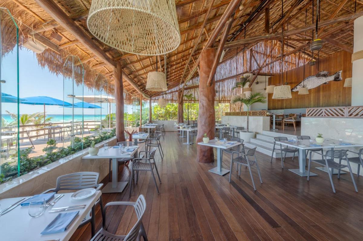 Live Aqua Beach Resort Cancun - Housity