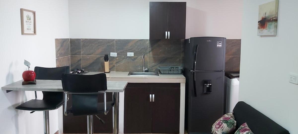 Cómodo apartaestudio con excelente ubicación - Housity