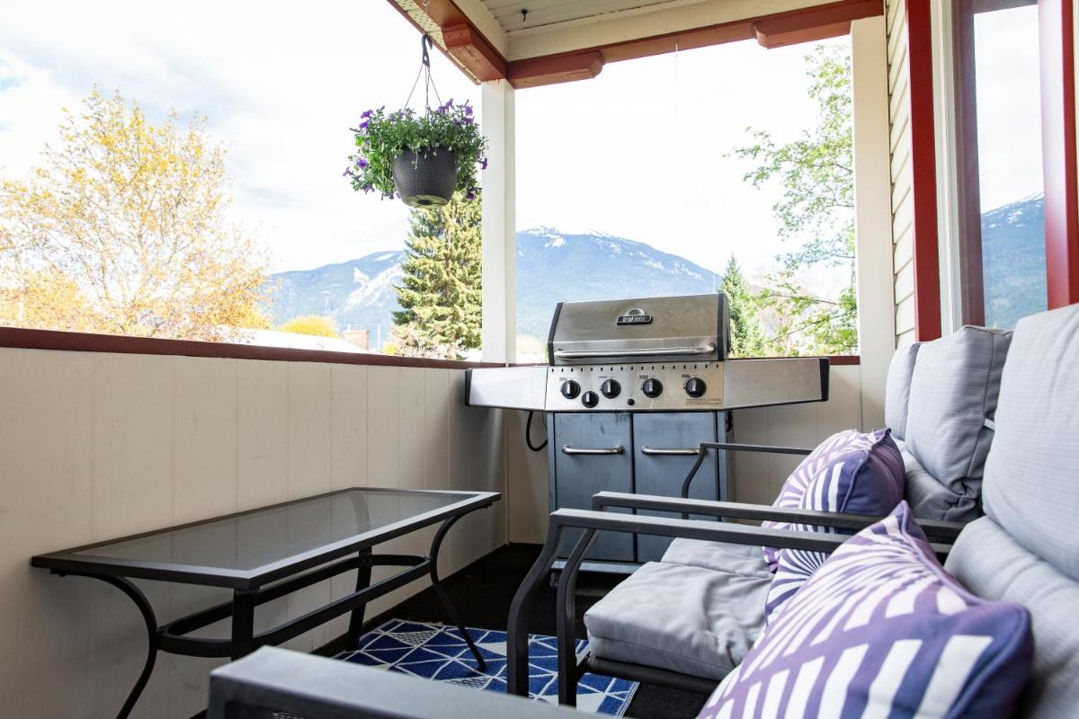 Revy Downtown Getaway - Housity