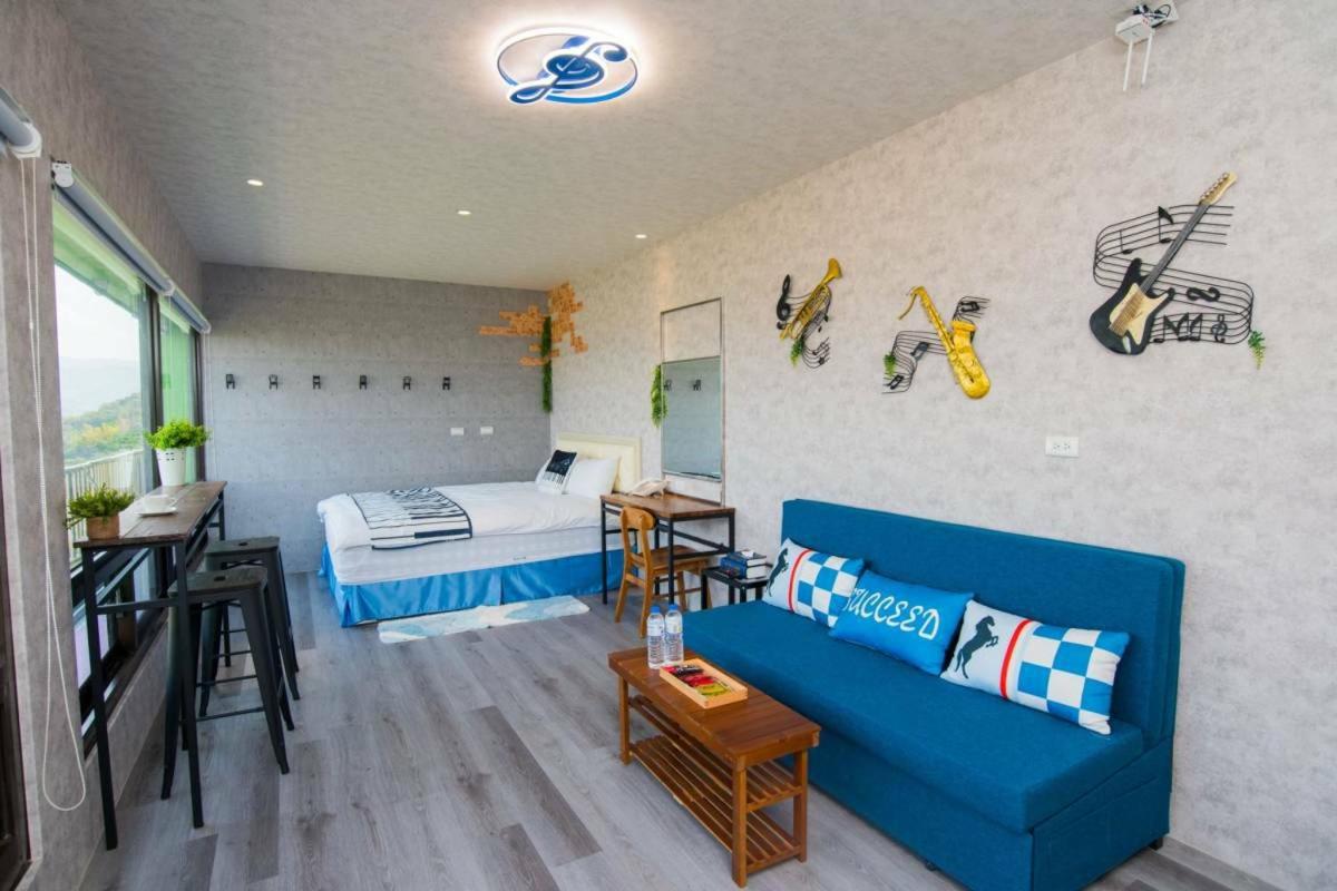 Rainbow Hill House彩虹山舍 - Housity