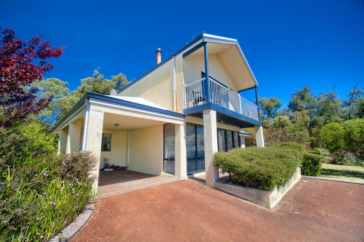 Bayside Villas - Housity