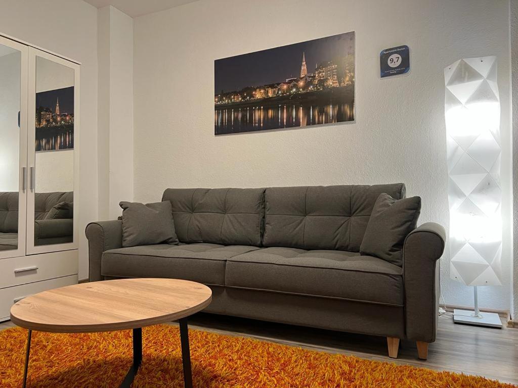 Apartman Dunav - PARKING - Self check in - Housity