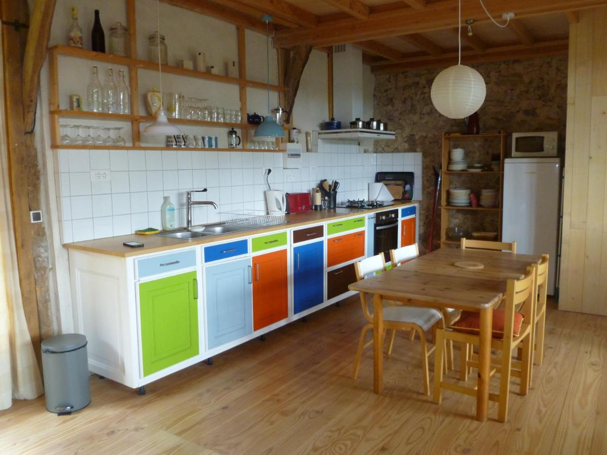 The little house on the hill - Housity