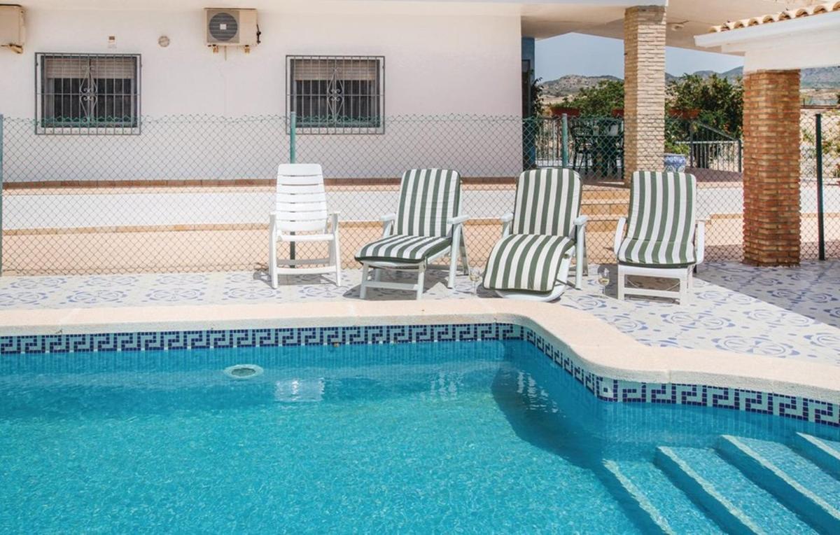 Casa de campo con piscina privada - Housity