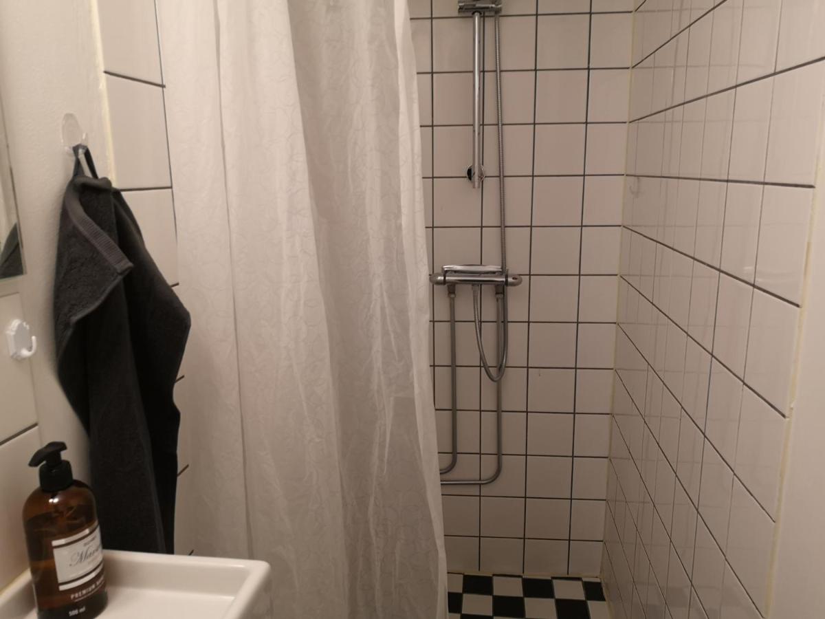 Stockholm B&B Cottage - Housity