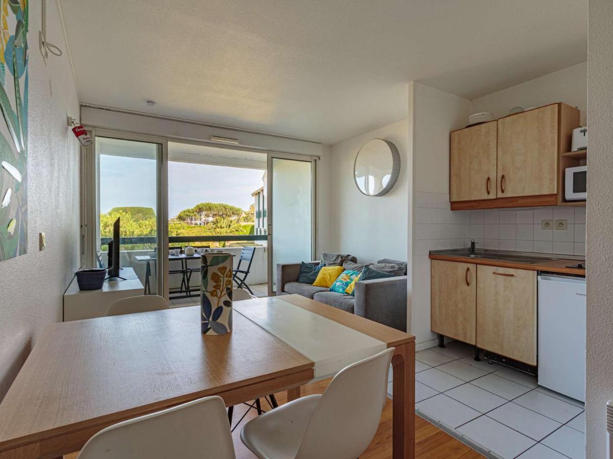Appartement lumineux avec piscine proche de la mer - FR-1-3-450 - Housity