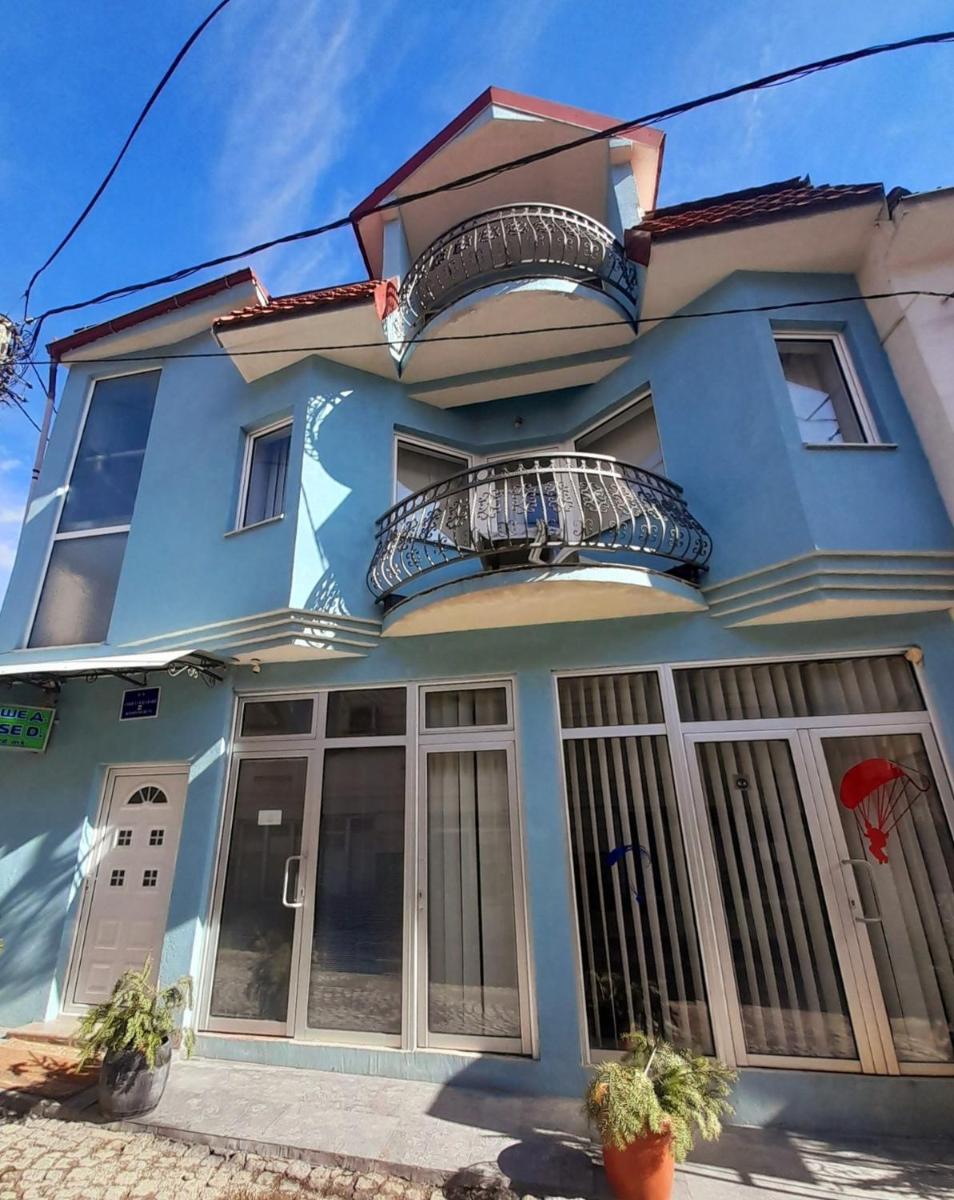 ***Vila Toše D. Kruševo - Housity