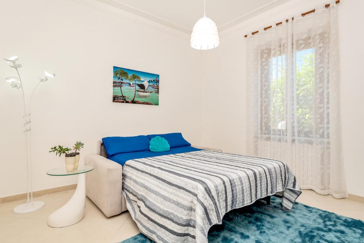 Marina di Carrara - Free Parking & WiFi - 5 minutes by car from the beach - Housity