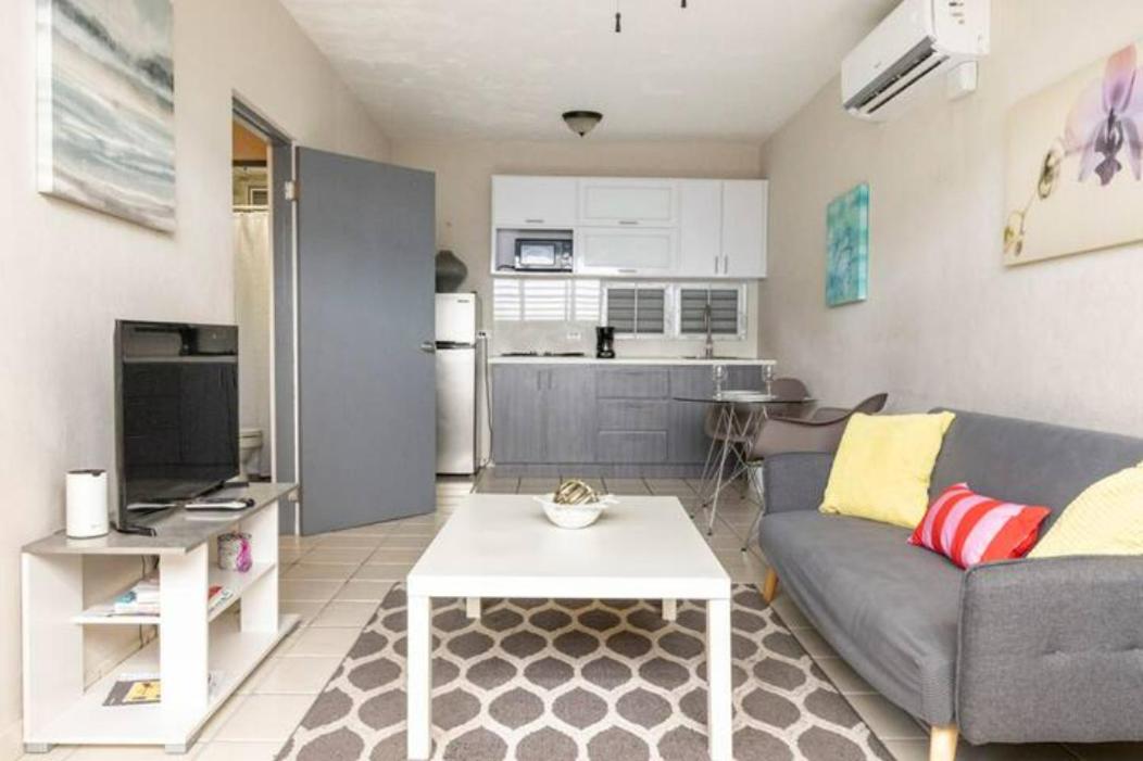 Latitude Adjustment - Housity
