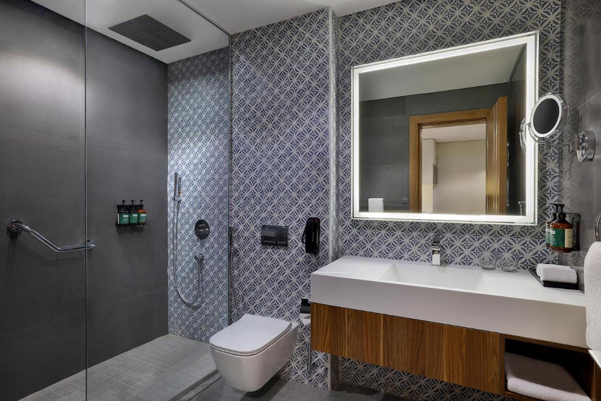 Staybridge Suites - Al Khobar City by IHG - Housity