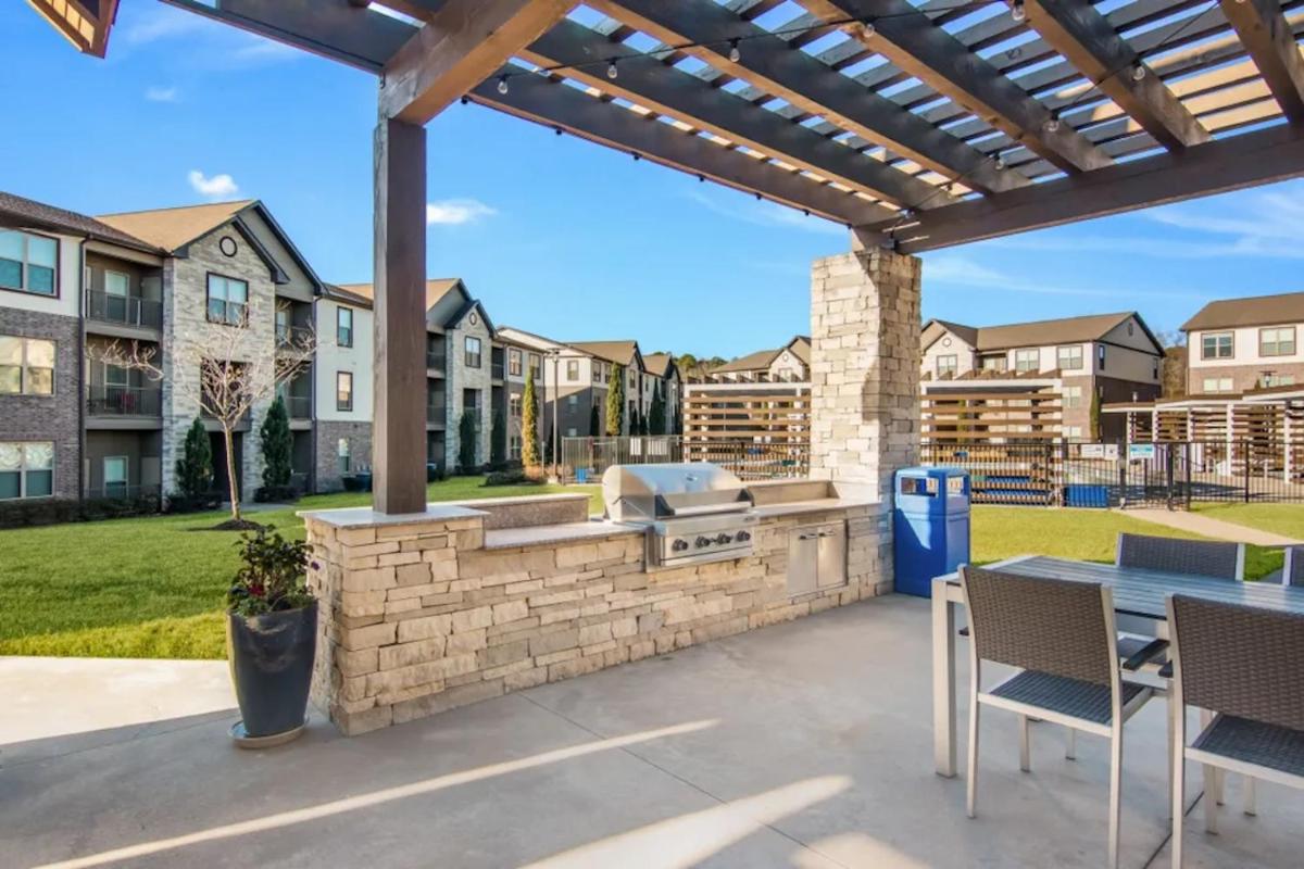 Sleepover 1BD 1BA Little Rock Apartments - Housity