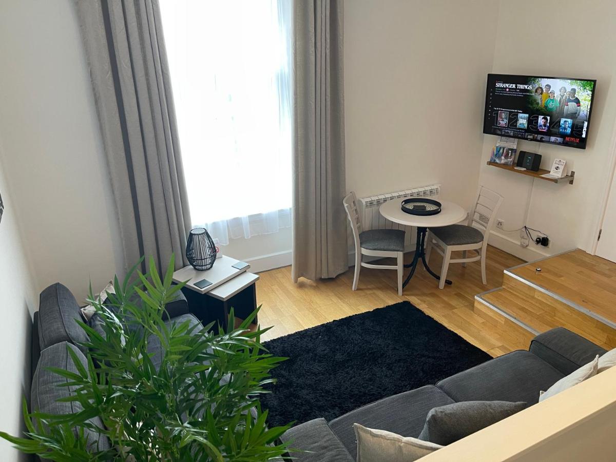 Heart of George Street 2 - Housity