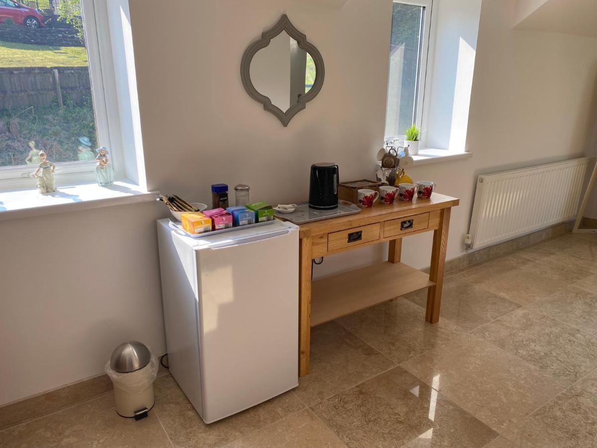 Rowan House Bed breakfast Main house & self contained self catering apartment - Housity
