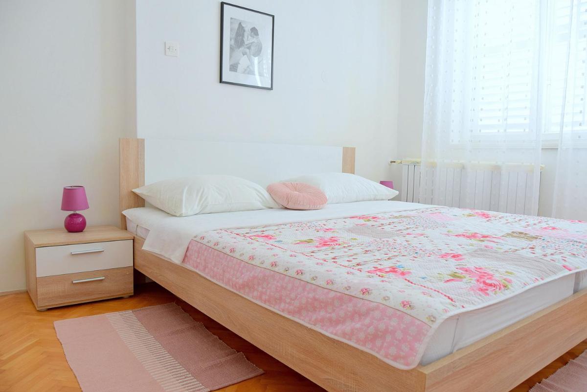 Apartments Viola Kampor - Housity