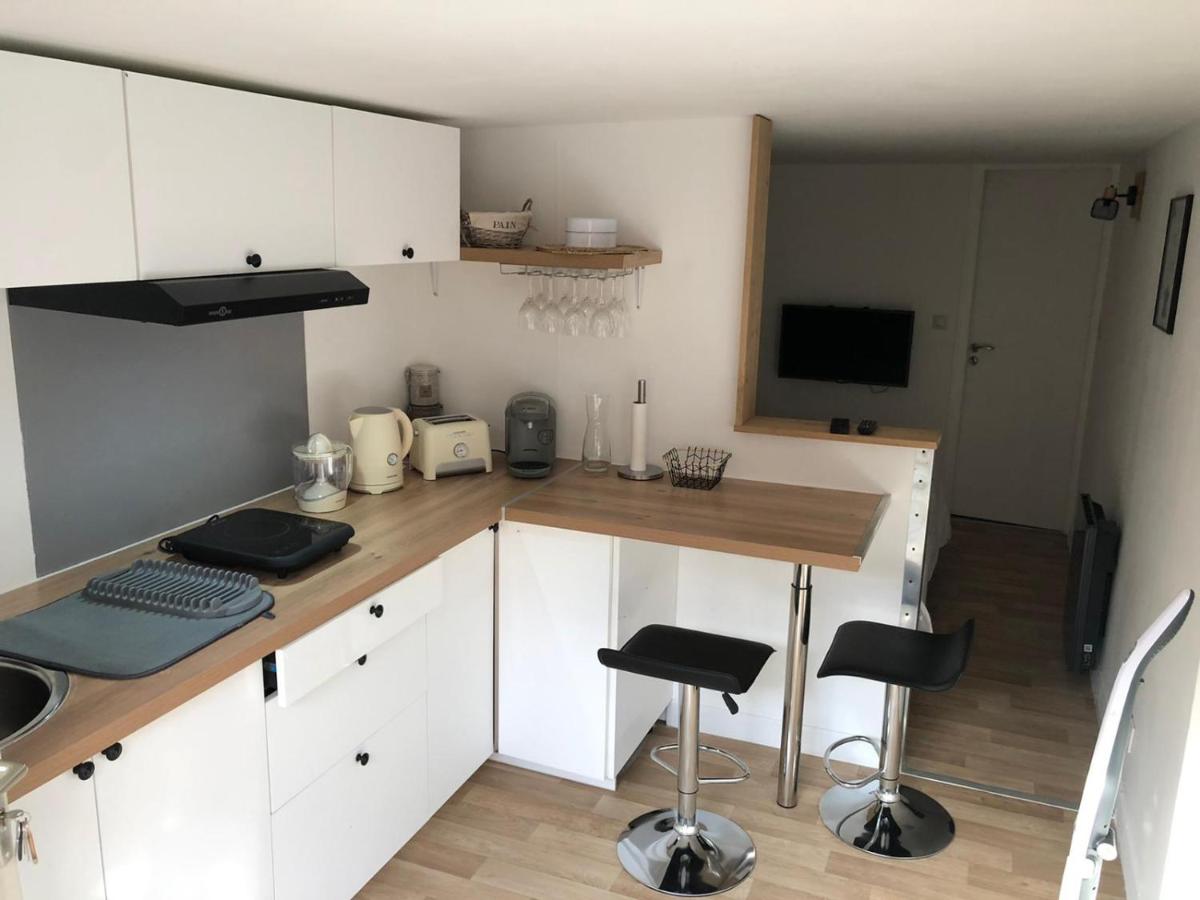 Suitetrails - Studio Cosy, Jacuzzi et petit déjeuner