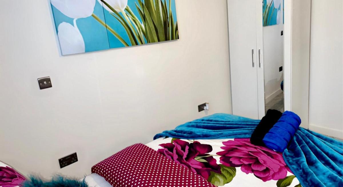 Bradford city holiday home. - Housity